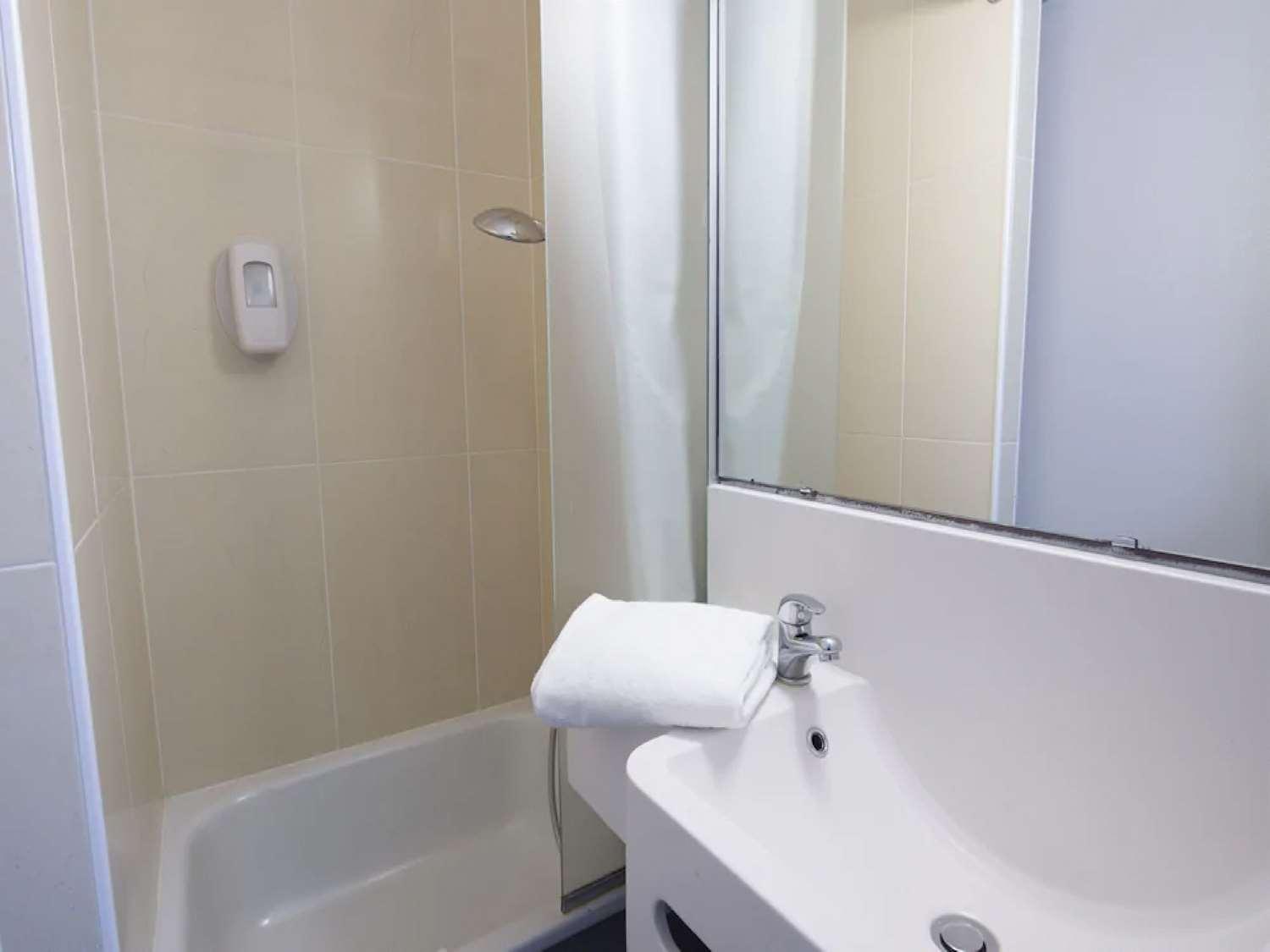 Kyriad Direct Clermont Ferrand Nord Gerzat Exteriér fotografie