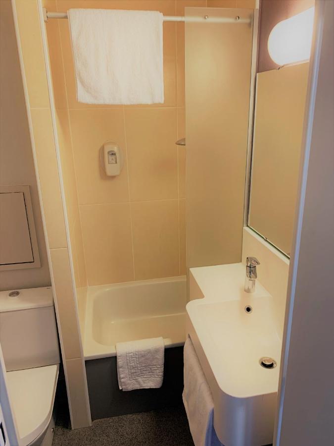 Kyriad Direct Clermont Ferrand Nord Gerzat Exteriér fotografie