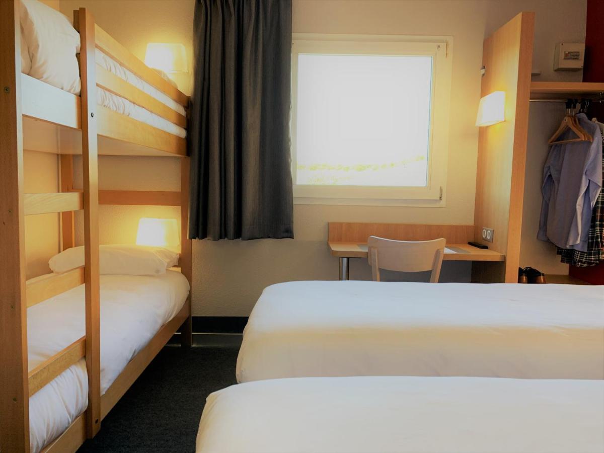 Kyriad Direct Clermont Ferrand Nord Gerzat Exteriér fotografie